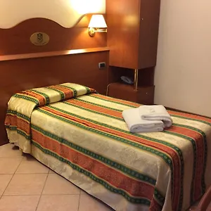  Hotel Pizzeria Ristorante Al Leone